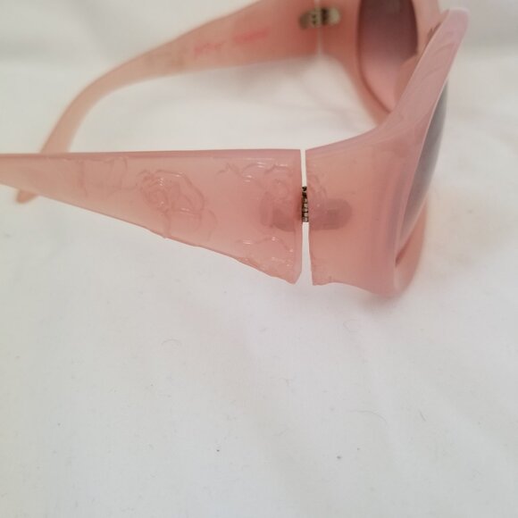Betsey Johnson Pink Heart Roses Sunglasses - Picture 3 of 3